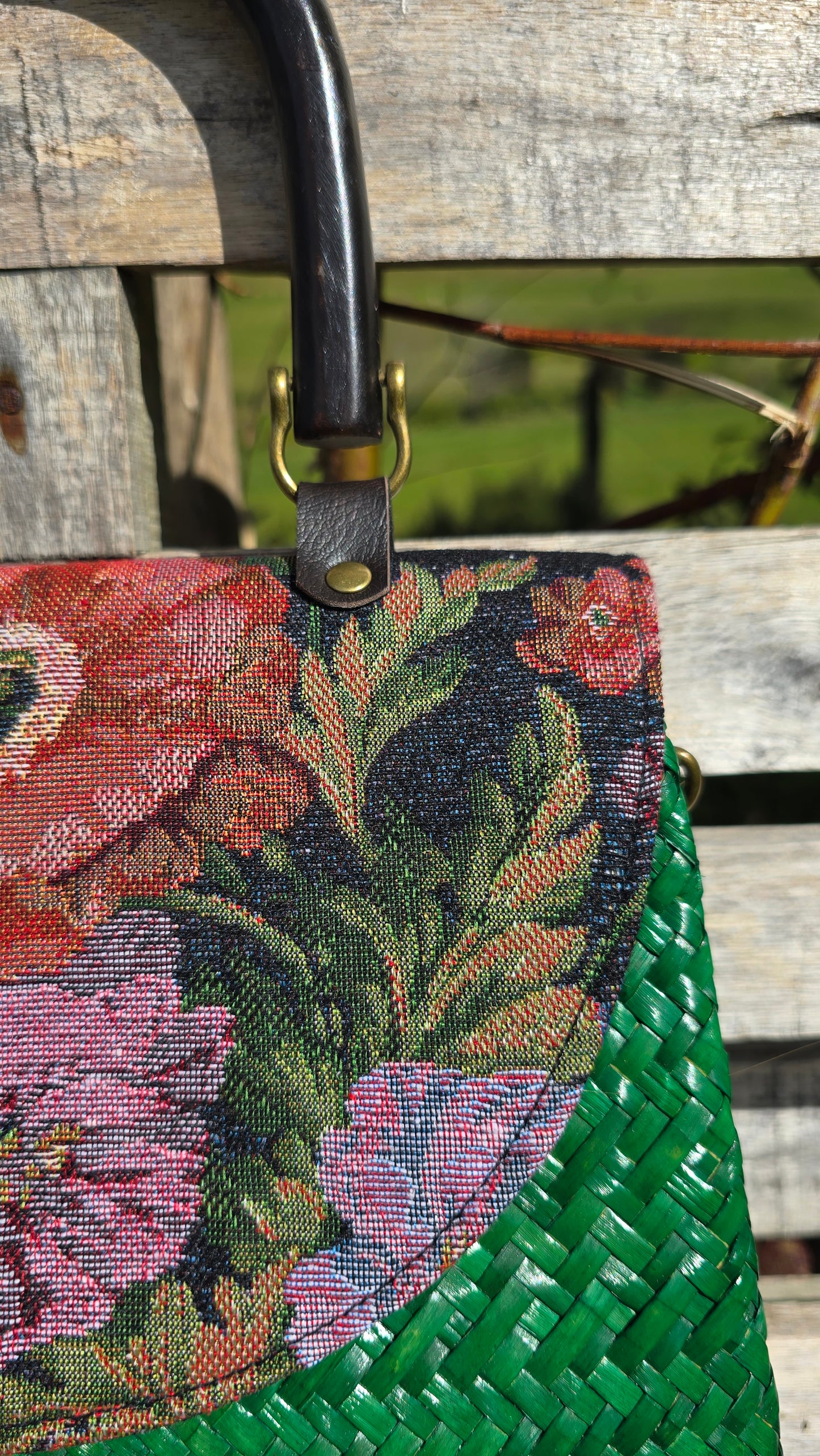 Pavinee Handbag Emerald