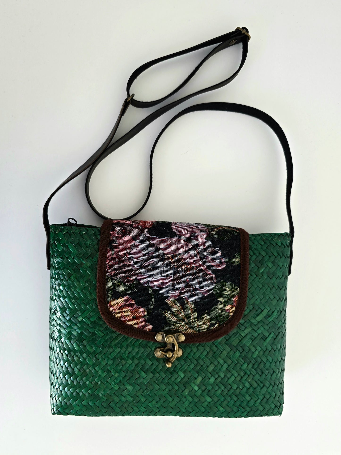 Nintra Sling Bag Emerald