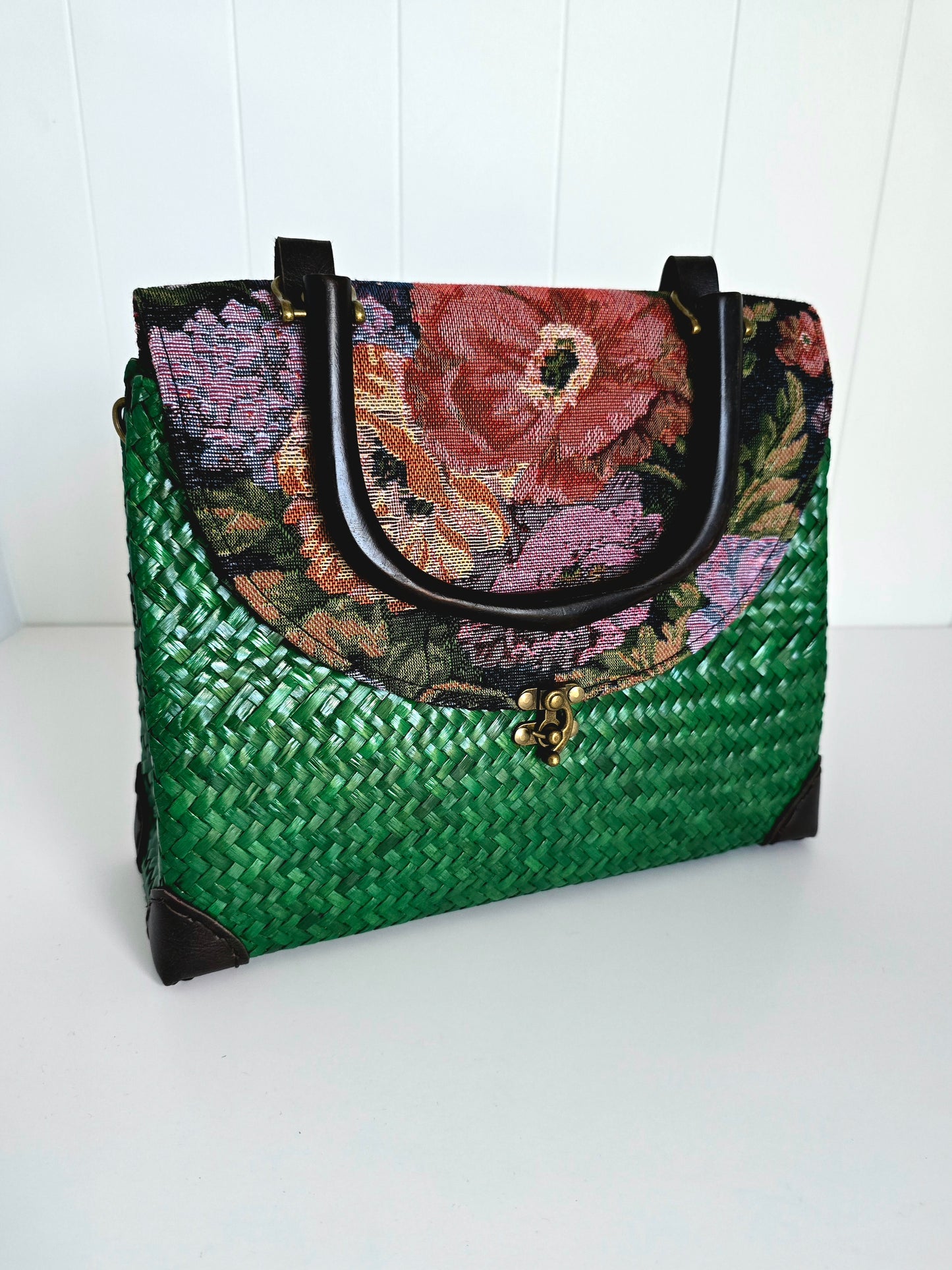 Pavinee Handbag Emerald