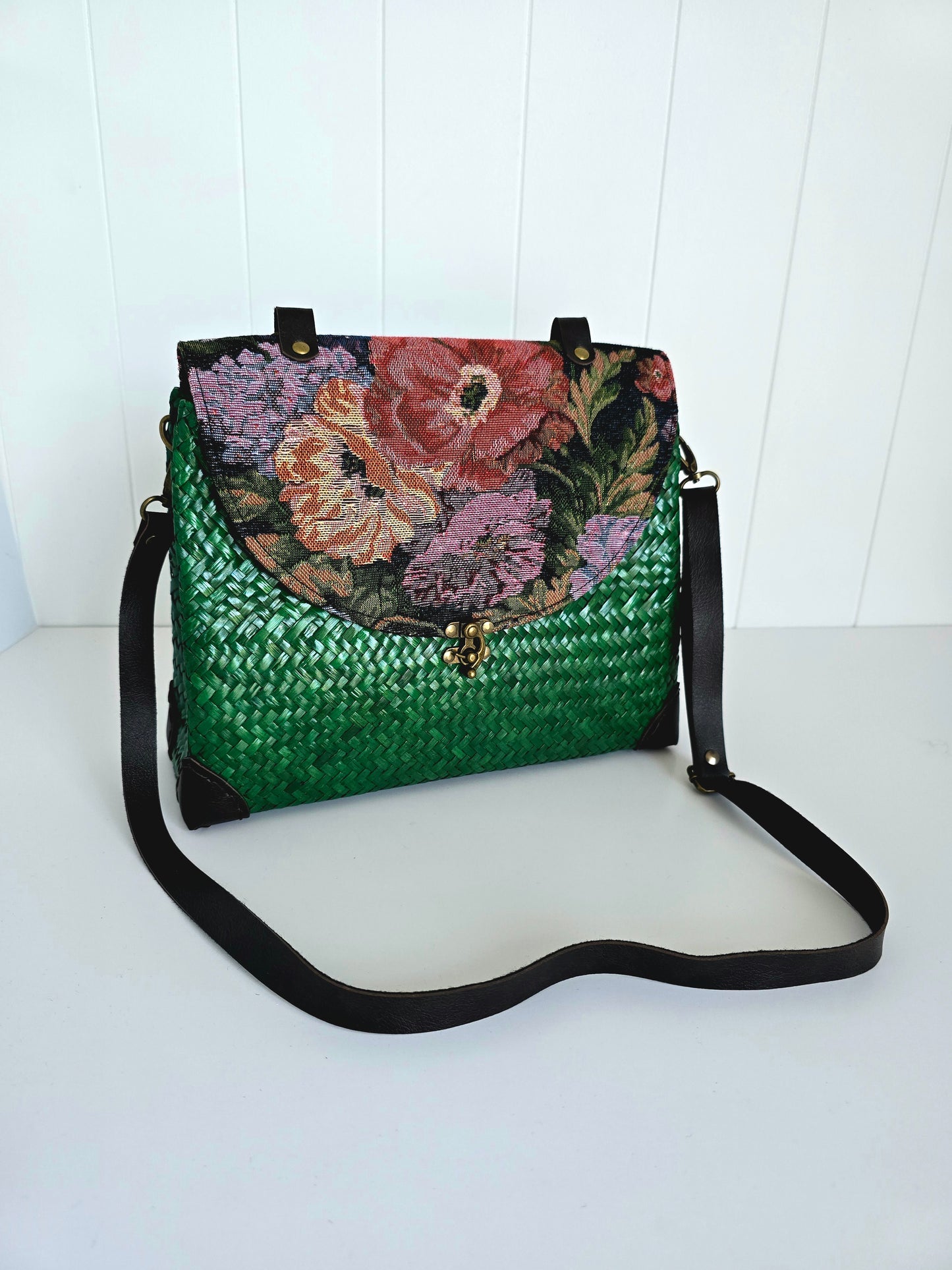 Pavinee Handbag Emerald