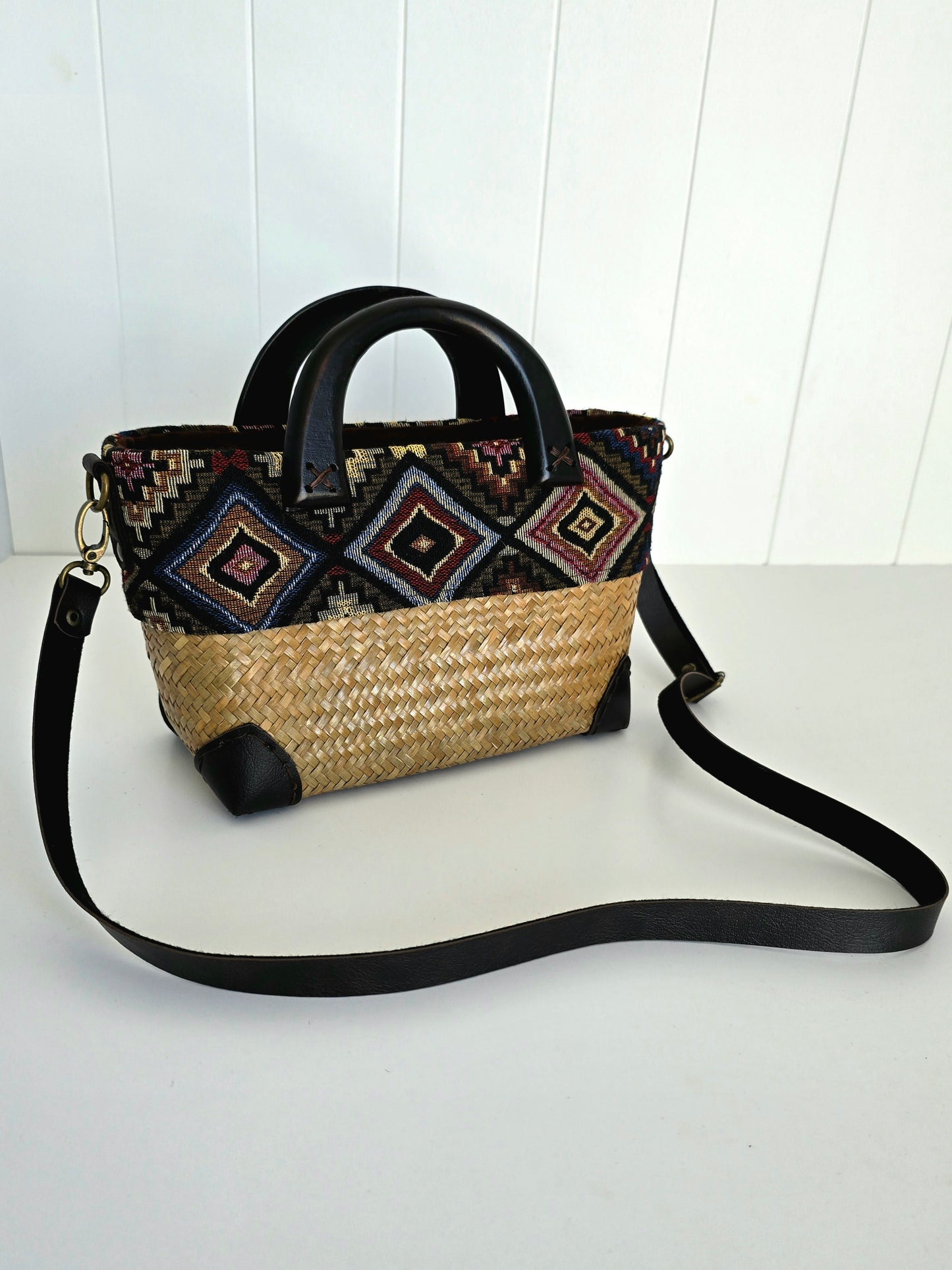 Lamai Handbag