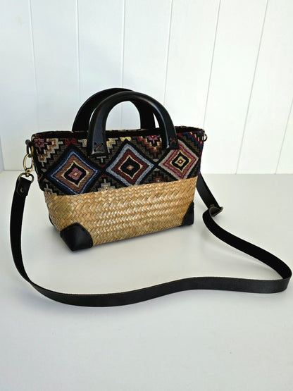 Lamai Handbag