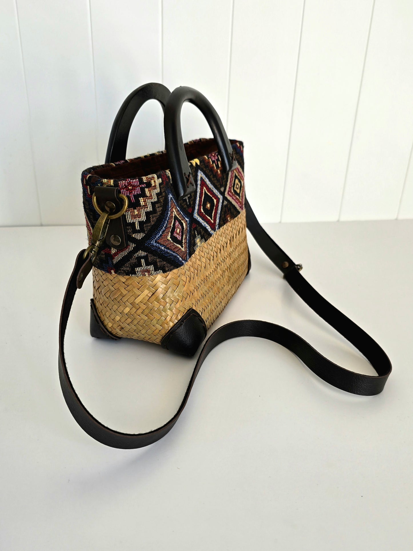 Lamai Handbag