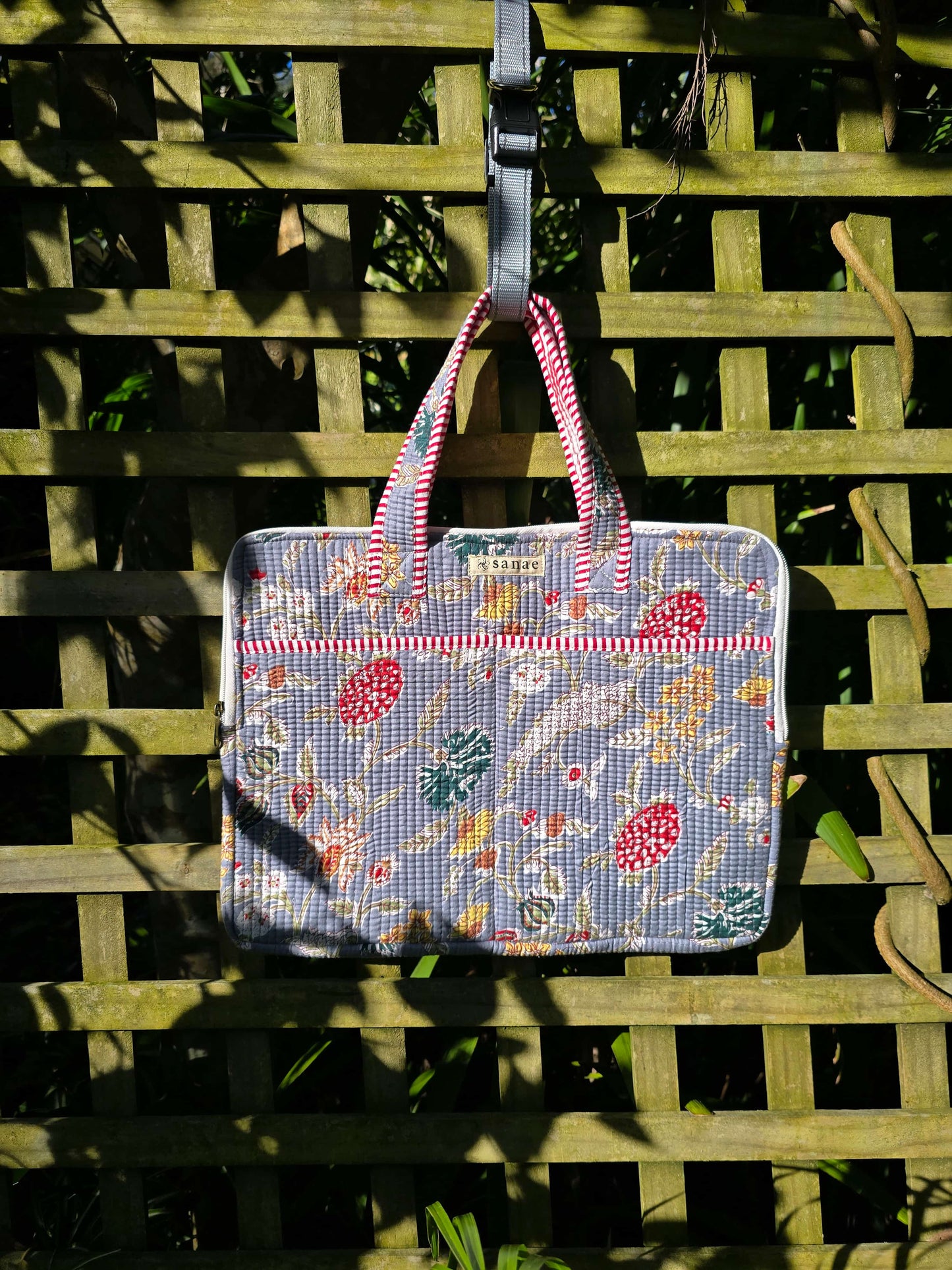 Whispering Floral Laptop Bag